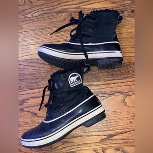 SOLD Sorel Tivoli Boots